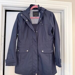 Women’s Rain Jacket